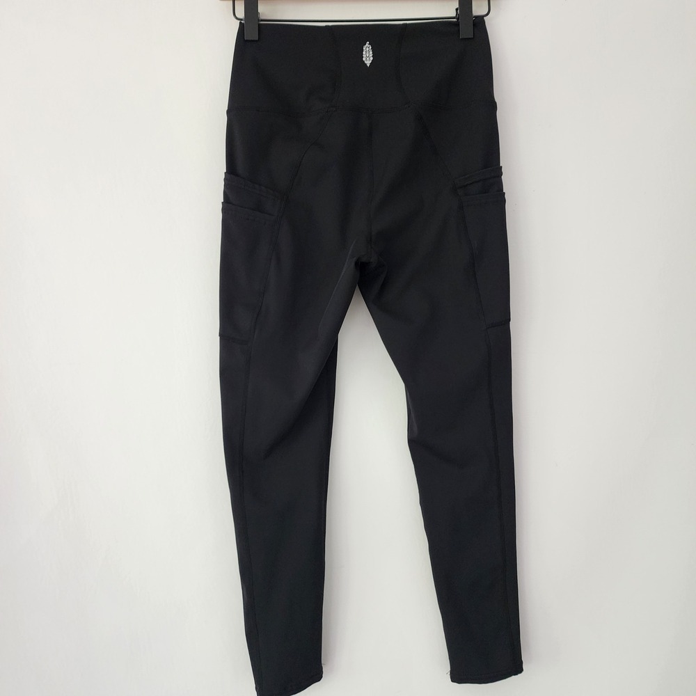 Free People Movement black legging side pockets womens size S - Picture 2 of 5
